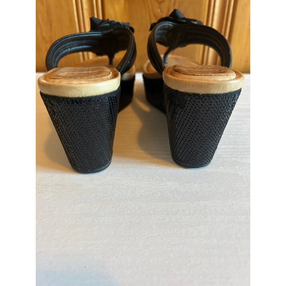 Coach Jainis Size 7B Black Leather and sequin Wedge Sandals. - Picture 8 of 10